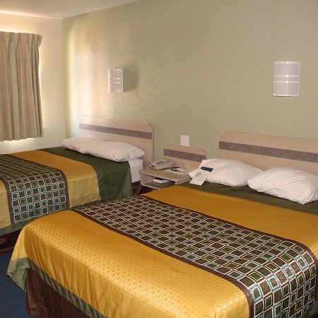 Wine Country Inn เฟรเดอริกส์เบิร์ก ภายนอก รูปภาพ