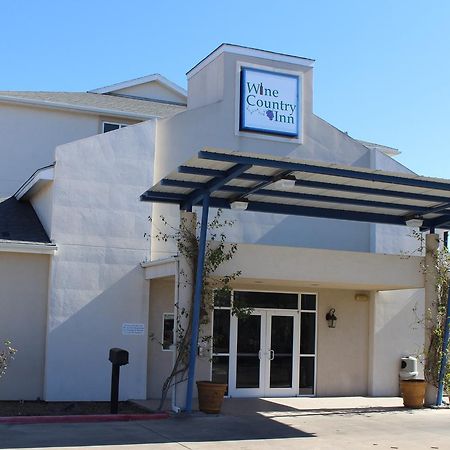 Wine Country Inn เฟรเดอริกส์เบิร์ก ภายนอก รูปภาพ