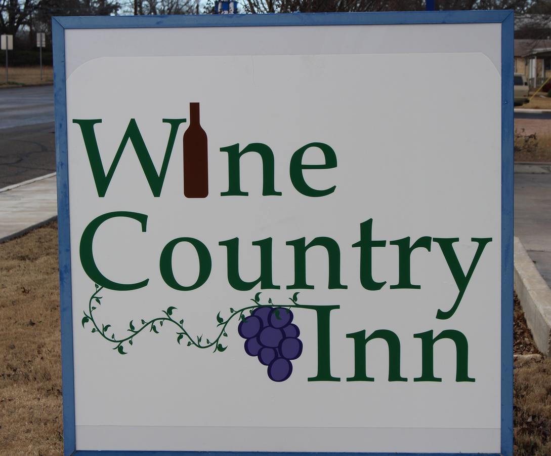 Wine Country Inn เฟรเดอริกส์เบิร์ก ภายนอก รูปภาพ